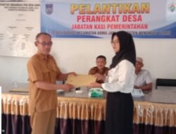 PemDes Sido Dadi Kecamatan Arma Jaya Melaksanakan Pelantikan Perangkat Desa Di aula