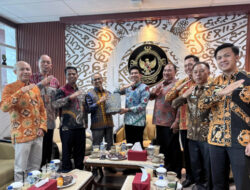 Ketua Dewan Bengkulu Utara Parmin Sip Dampingi Bupati Bengkulu Utara Terima LPH Dari BPK RI