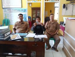 PemDes Desa Sido Urip Bagikan BLT Ke 6 Kpm