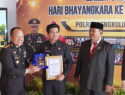 Ketua DPRD Bengkulu Utara Menghadiri Upacara Hari Bhayangkara ke-80