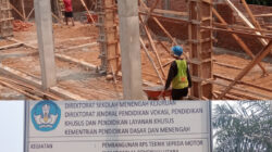 Kepala SMKN 11 Bengkulu Utara Targetkan Pekerjaan Revitalisasi Selesai Tepat Waktu
