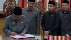 DPRD Bengkulu Utara ParipurnaTentang Raperda APBD